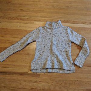 Hollister Cream Beige Mock Neck Sweater